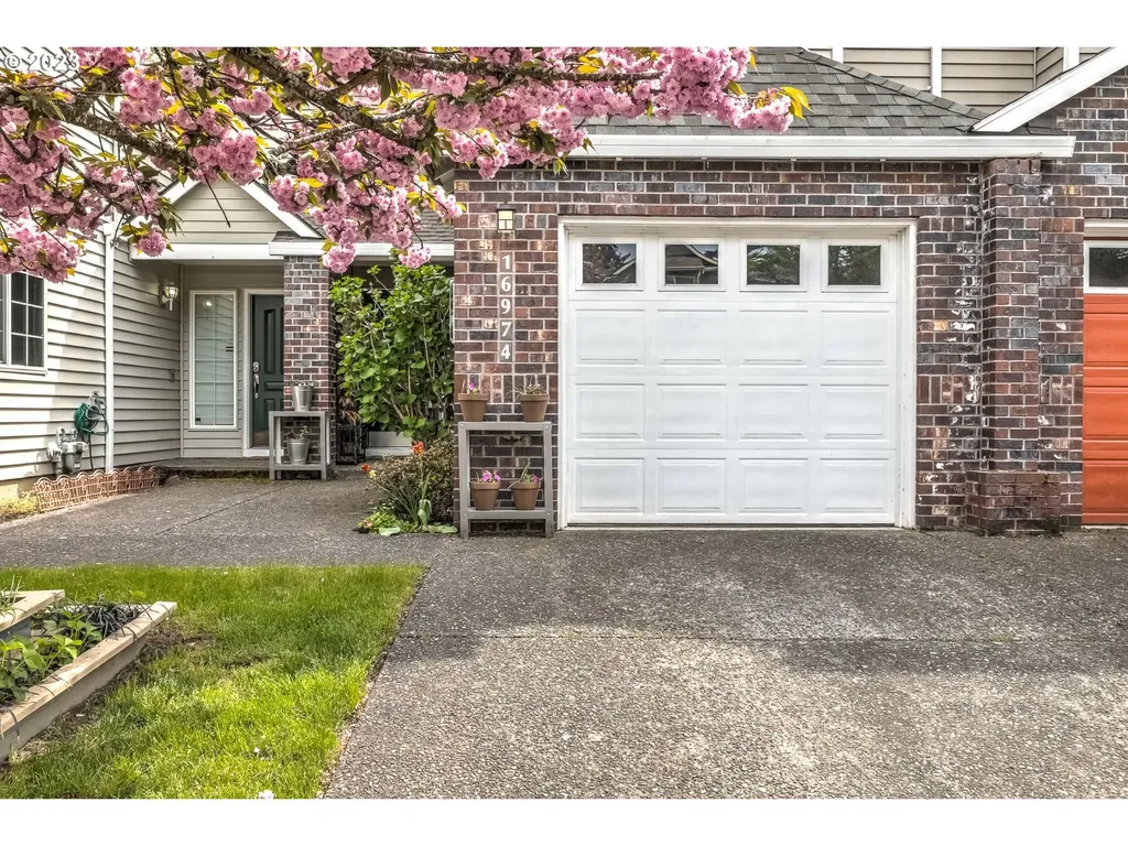 16974 Se Ankeny Street Portland OR 97233