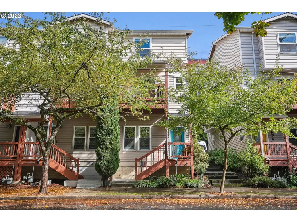 8727 N Crawford Street Portland OR 97203