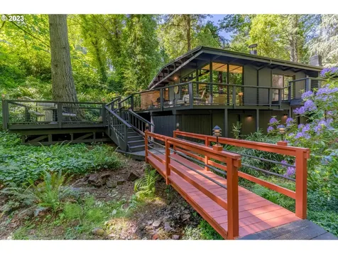 4670 Croisan Creek Road S Salem OR 97302