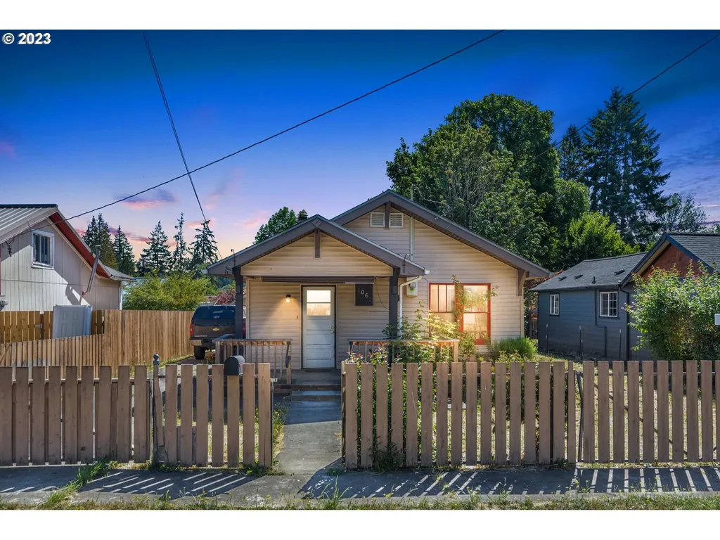 1062 Rose Avenue Vernonia OR 97064