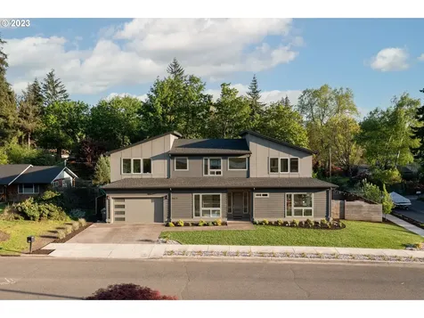 5822 SW Miles Street Portland OR 97219