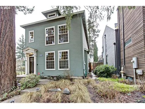 1258 Se Henry Street Portland OR 97202