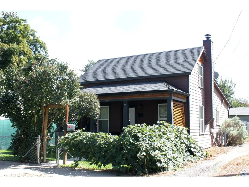 2233 Carter Street Baker City OR 97814