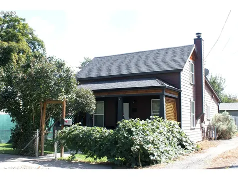2233 Carter Street Baker City OR 97814