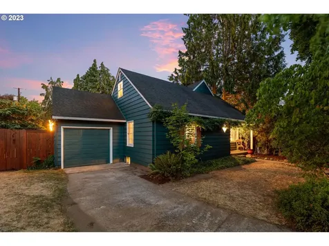 713 Nw 41st Street Vancouver WA 98660
