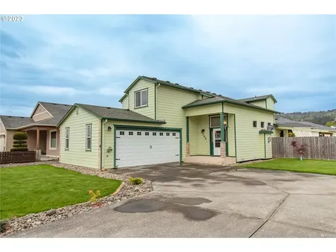 3700 Rosewood Street Longview WA 98632