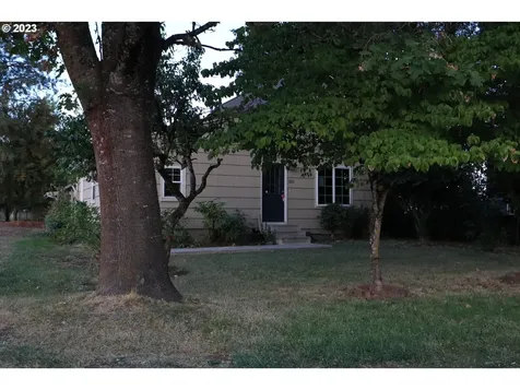 221 6th Street Dayton OR 97114