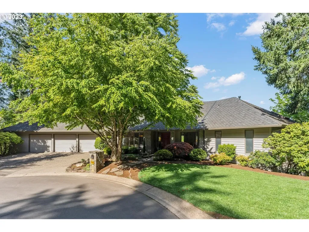 18480 Delenka Lane Lake Oswego OR 97034