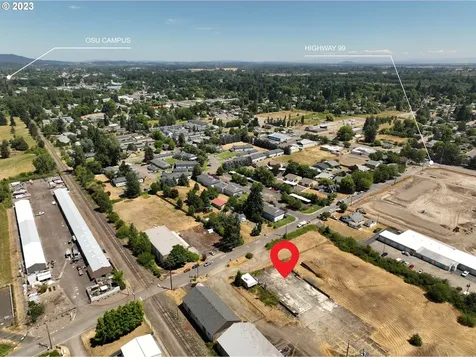 420 SW (-450) Wake Robin Avenue Corvallis OR 97333