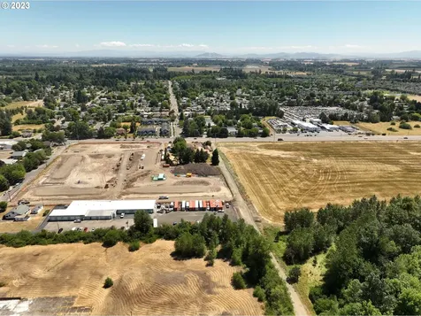 420 SW (-450) Wake Robin Avenue Corvallis OR 97333