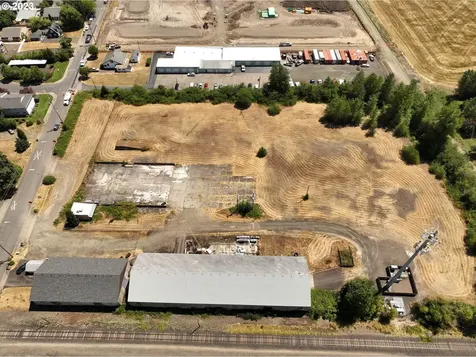 420 SW (-450) Wake Robin Avenue Corvallis OR 97333