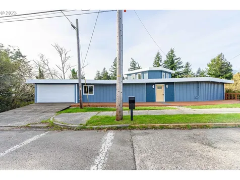 2690 Sherman Avenue North Bend OR 97459