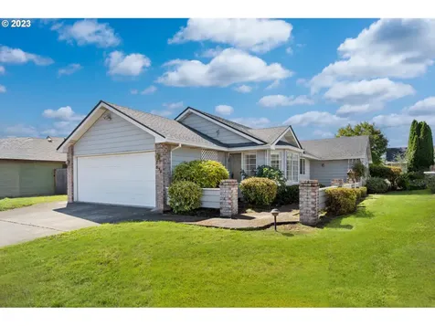 575 SE 7th Place Canby OR 97013
