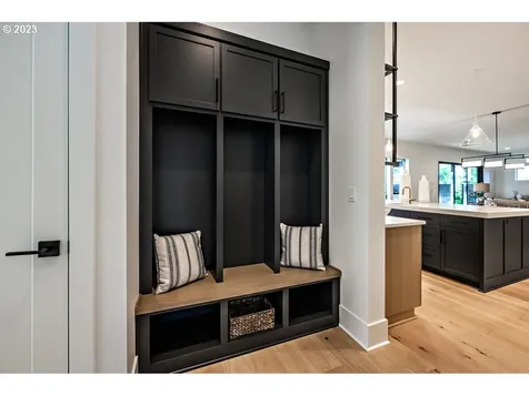 2121 Wembley Park Road Lake Oswego OR 97034