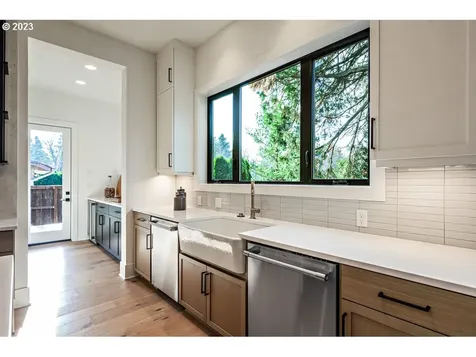 2121 Wembley Park Road Lake Oswego OR 97034