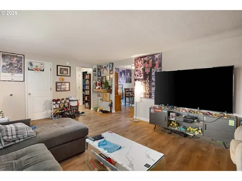 2495 Jeppesen Acres Road Eugene OR 97401