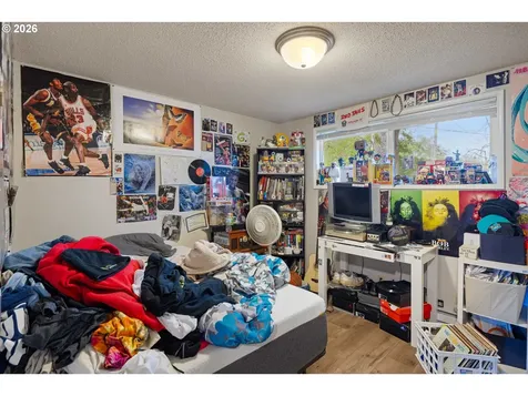 2495 Jeppesen Acres Road Eugene OR 97401