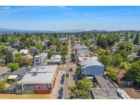2212 NE Sumner Street Portland OR 97211
