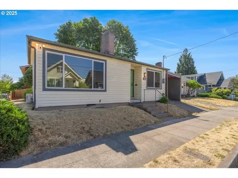 2212 NE Sumner Street Portland OR 97211