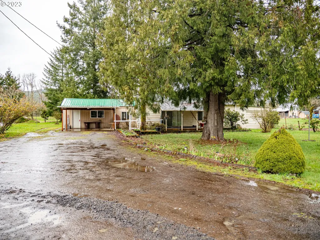 39639 Highway 228 Sweet Home OR 97386