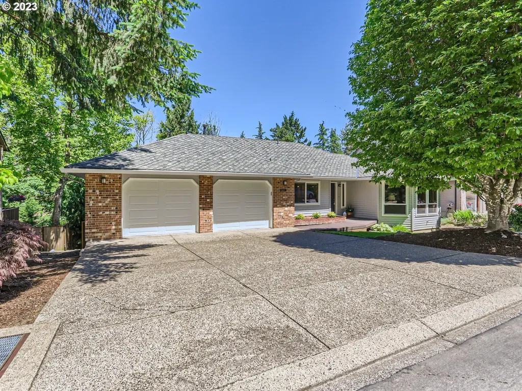 219 Hidalgo Street Lake Oswego OR 97035