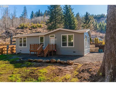 833 N Deerlane Loop Otis OR 97368