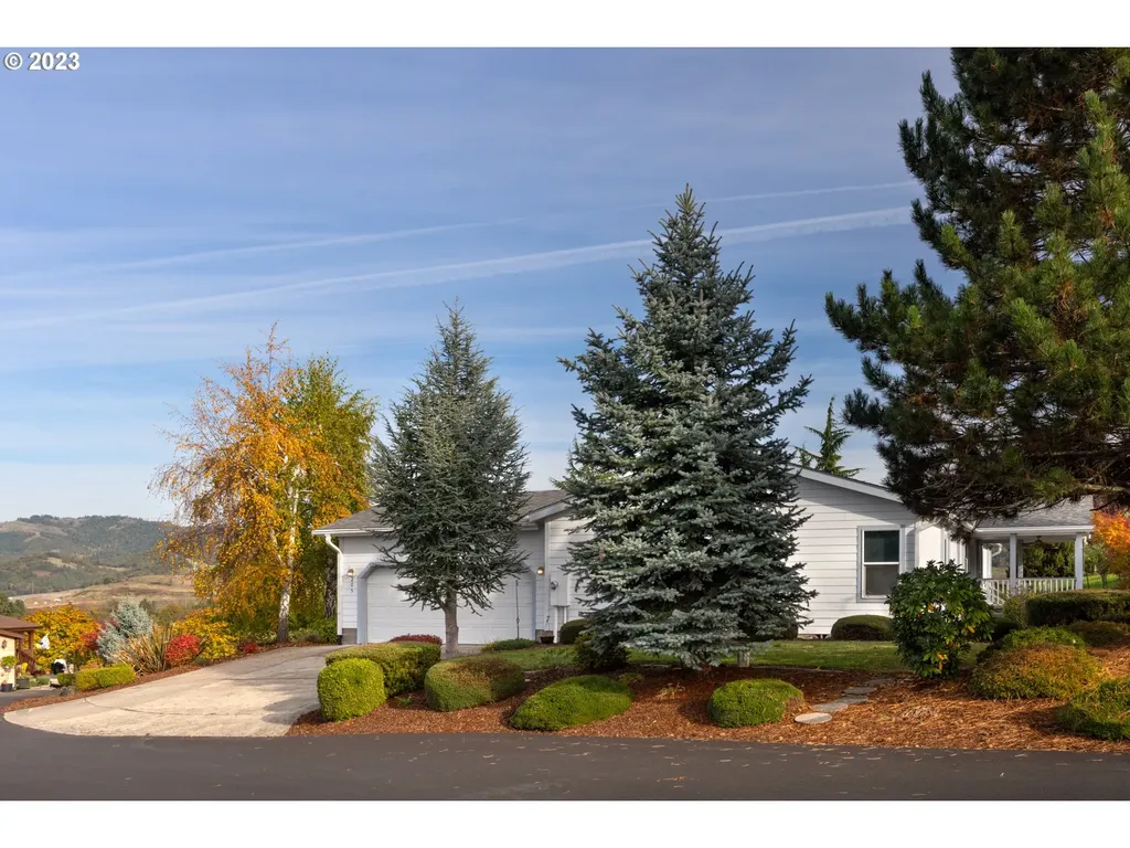 205 Highland Vista Lane Roseburg OR 97471