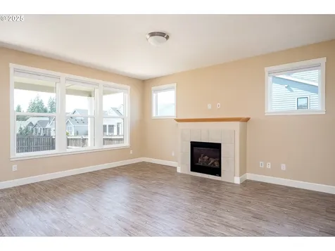 1203 S 44th Avenue Ridgefield WA 98642