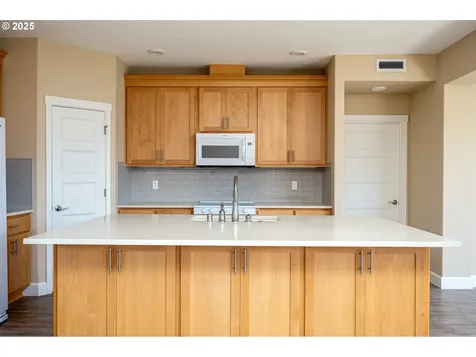 1203 S 44th Avenue Ridgefield WA 98642