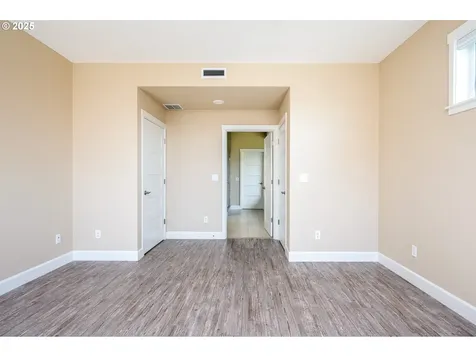 1203 S 44th Avenue Ridgefield WA 98642