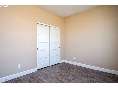 1203 S 44th Avenue Ridgefield WA 98642