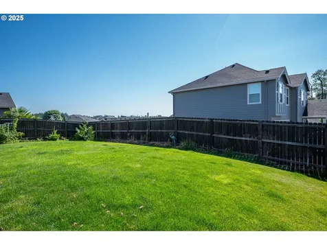 1203 S 44th Avenue Ridgefield WA 98642