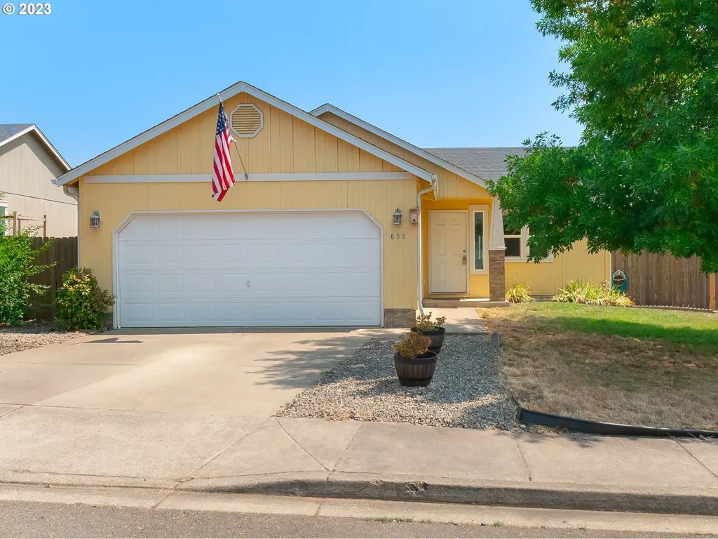 632 Callahan Drive Roseburg OR 97471