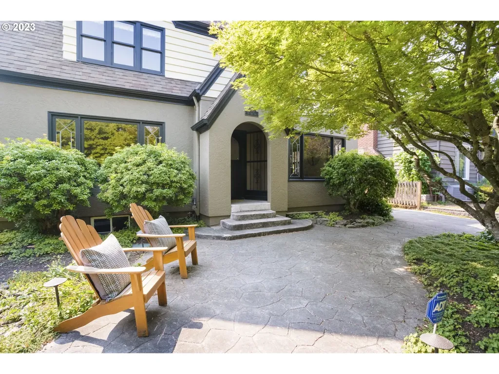 7905 Se 32nd Avenue Portland OR 97202