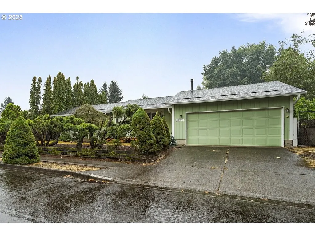 1012 Se 23rd Street Troutdale OR 97060