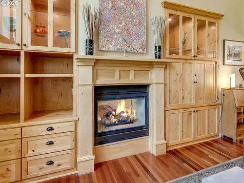 5912 SW Yamhill Street Portland OR 97221
