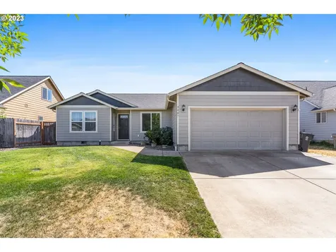3487 Hawk Arrow Drive Lebanon OR 97355