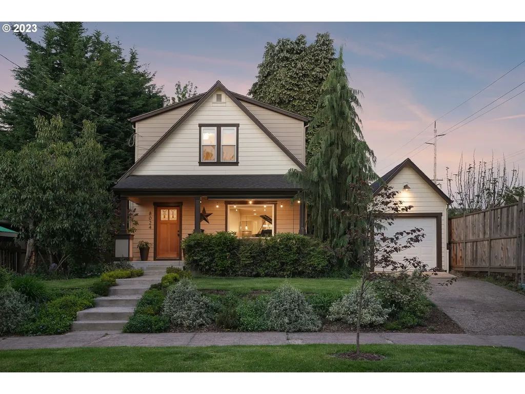 8024 Se 8th Avenue Portland OR 97202