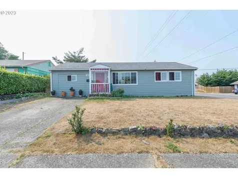 1005 Montgomery Avenue Coos Bay OR 97420