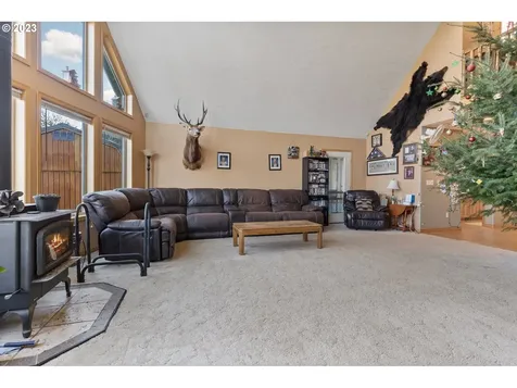 181 Remington Drive Kelso WA 98626