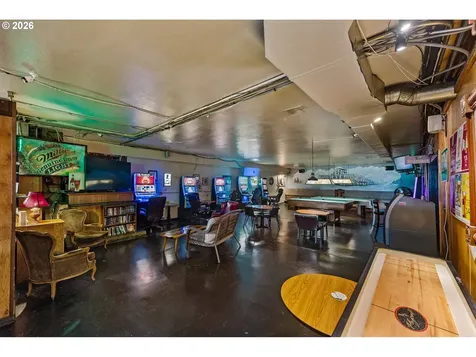 2056 Sherman Avenue North Bend OR 97459