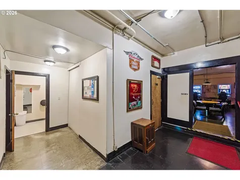 2056 Sherman Avenue North Bend OR 97459