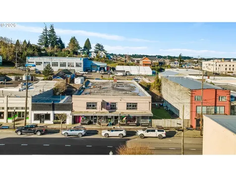 2056 Sherman Avenue North Bend OR 97459