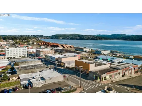 2056 Sherman Avenue North Bend OR 97459