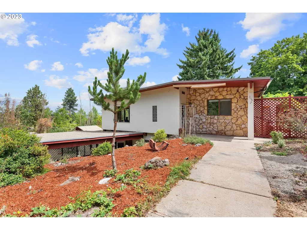 201 6th Street La Grande OR 97850