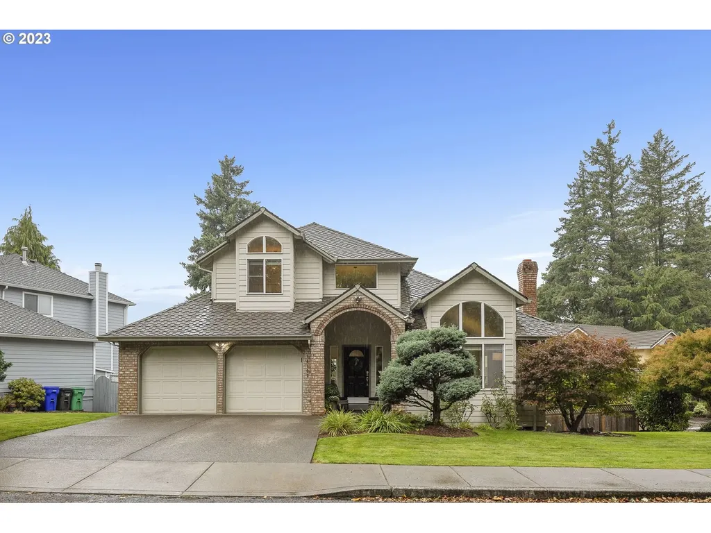 14107 Se Fircrest Court Portland OR 97236