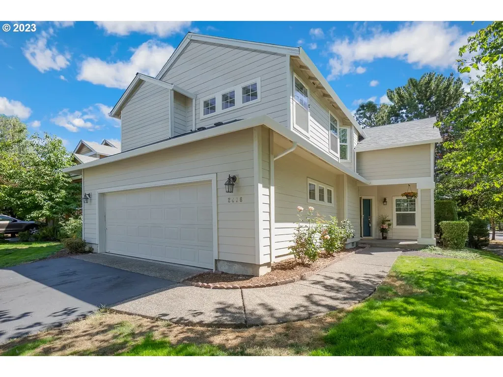 2416 NE 12th Way Hillsboro OR 97124
