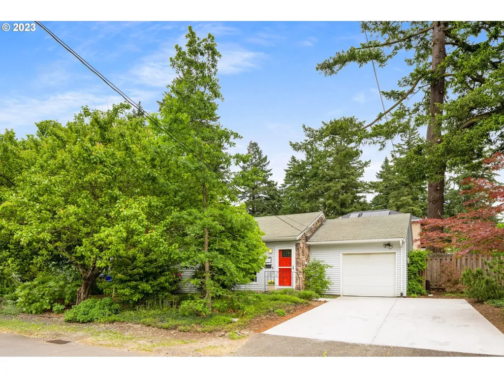 824 Ne 109th Avenue Portland OR 97220