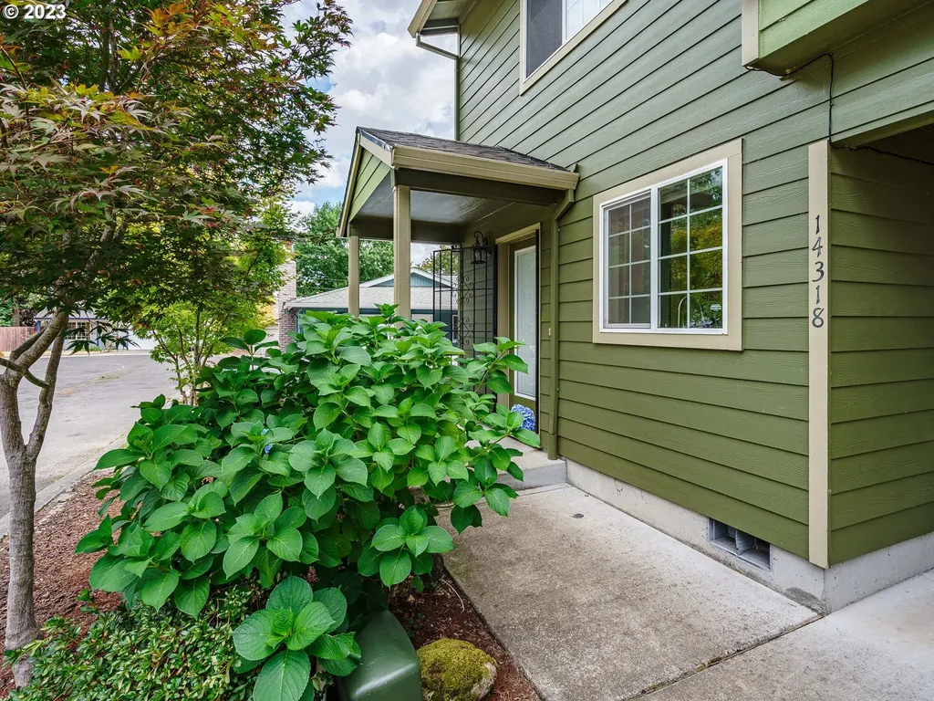 14318 Se Macduffee Court Portland OR 97233