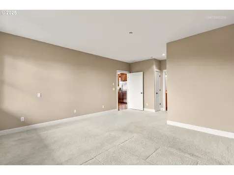 10211 SE Bristol Lane Happy Valley OR 97086